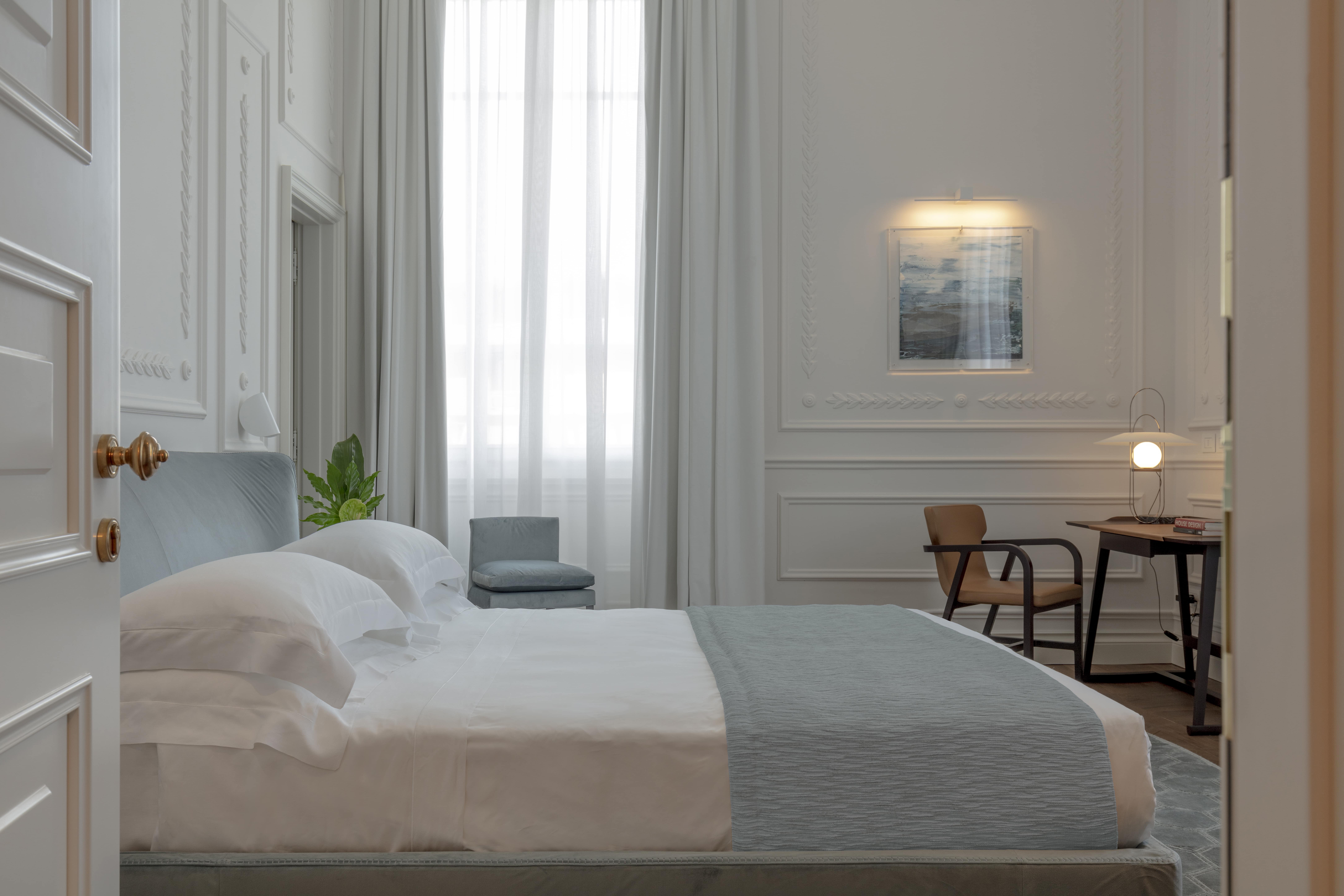 bedroom suite white sheets beautiful interior design