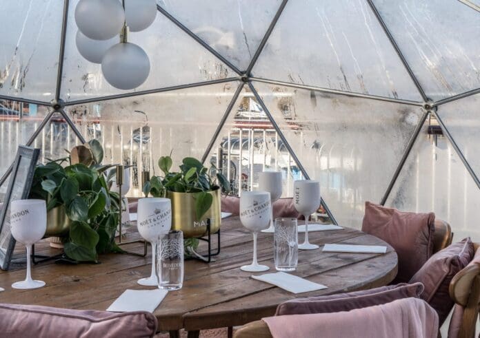 igloo dining outdoors champagne