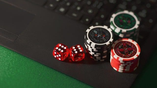 laptop to play online casino