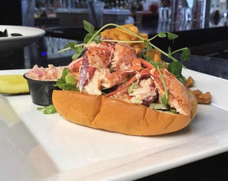 jerry and the mermaid lobster roll