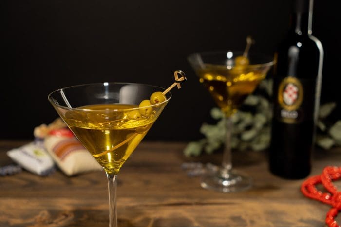 selo olive oil martini glass