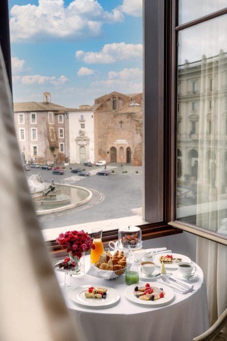 Anantara_Palazzo_Naiadi_Rome_Hotel_In_Room_breakfast