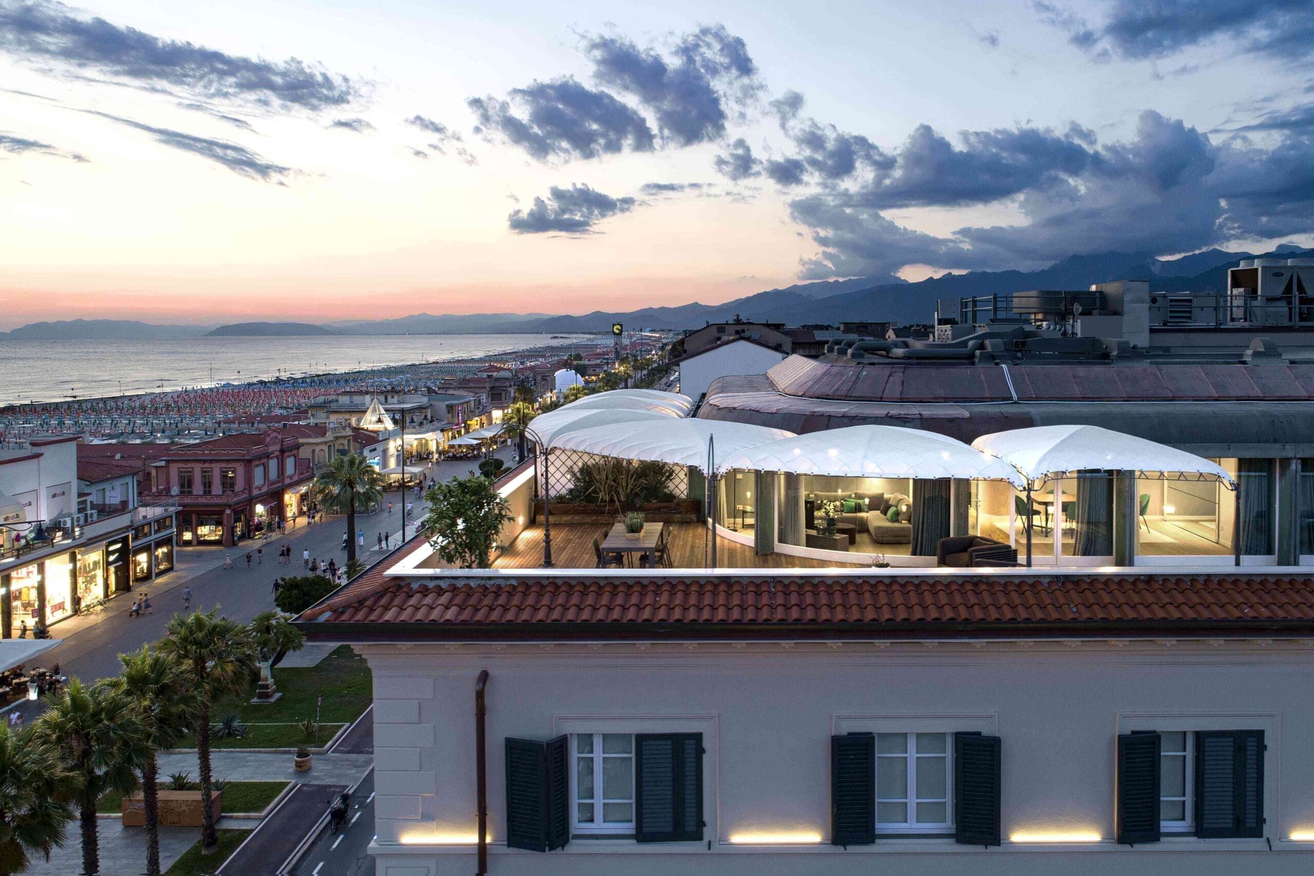 hotel plaza de russie rooftop penthouse suite