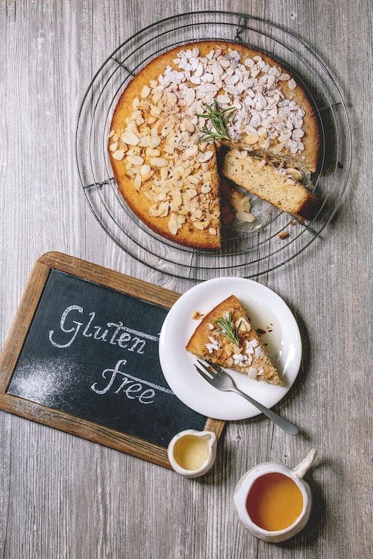 Gluten free almond cake