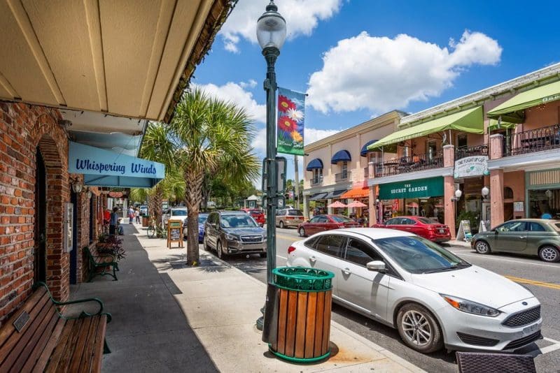 Downtown district in Mount Dora, Florida