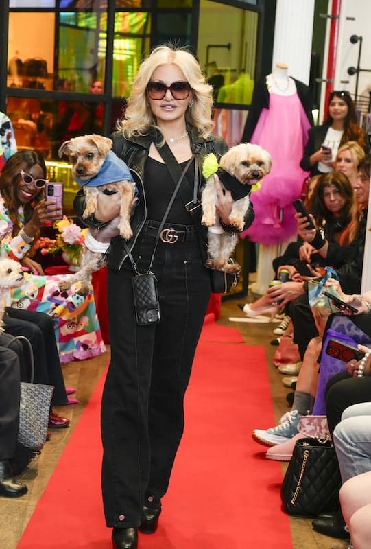 Broadway star, Orfeh walks bonded seniors up for adoption from Gatto Pups and Friends
