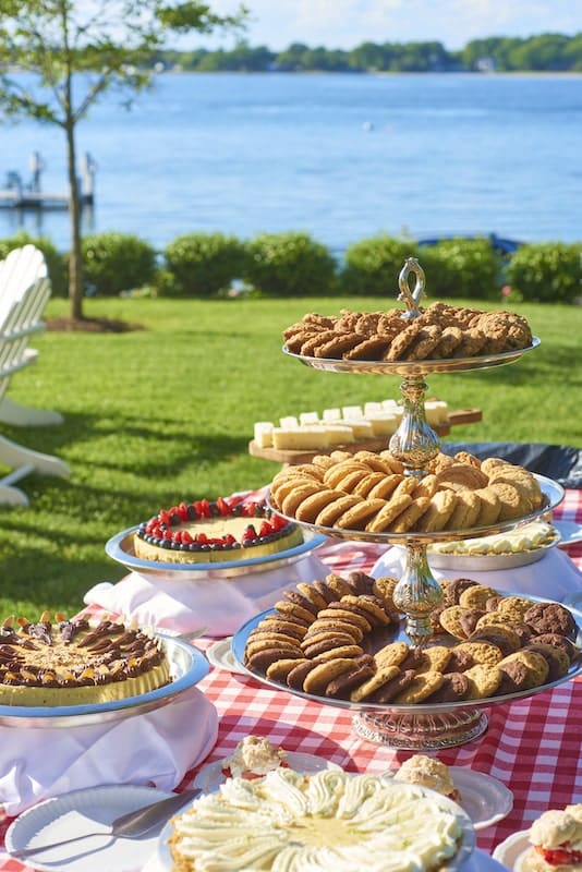 BBQ dessert display