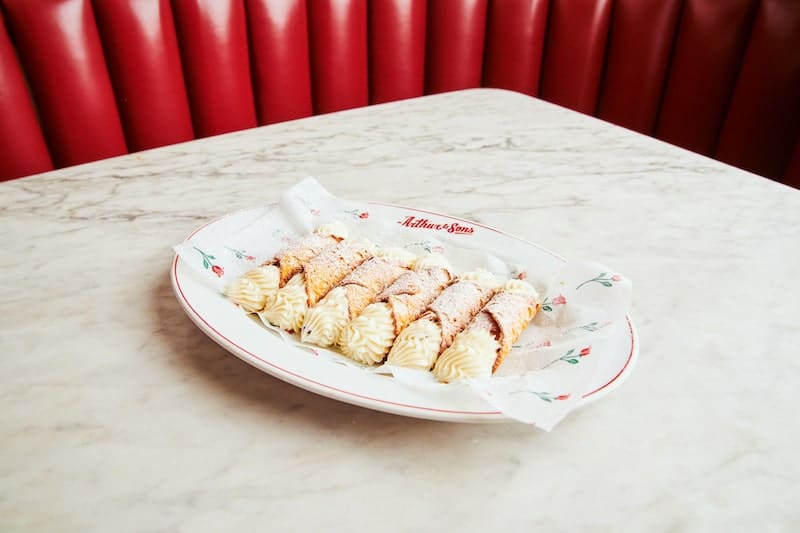 CANNOLI